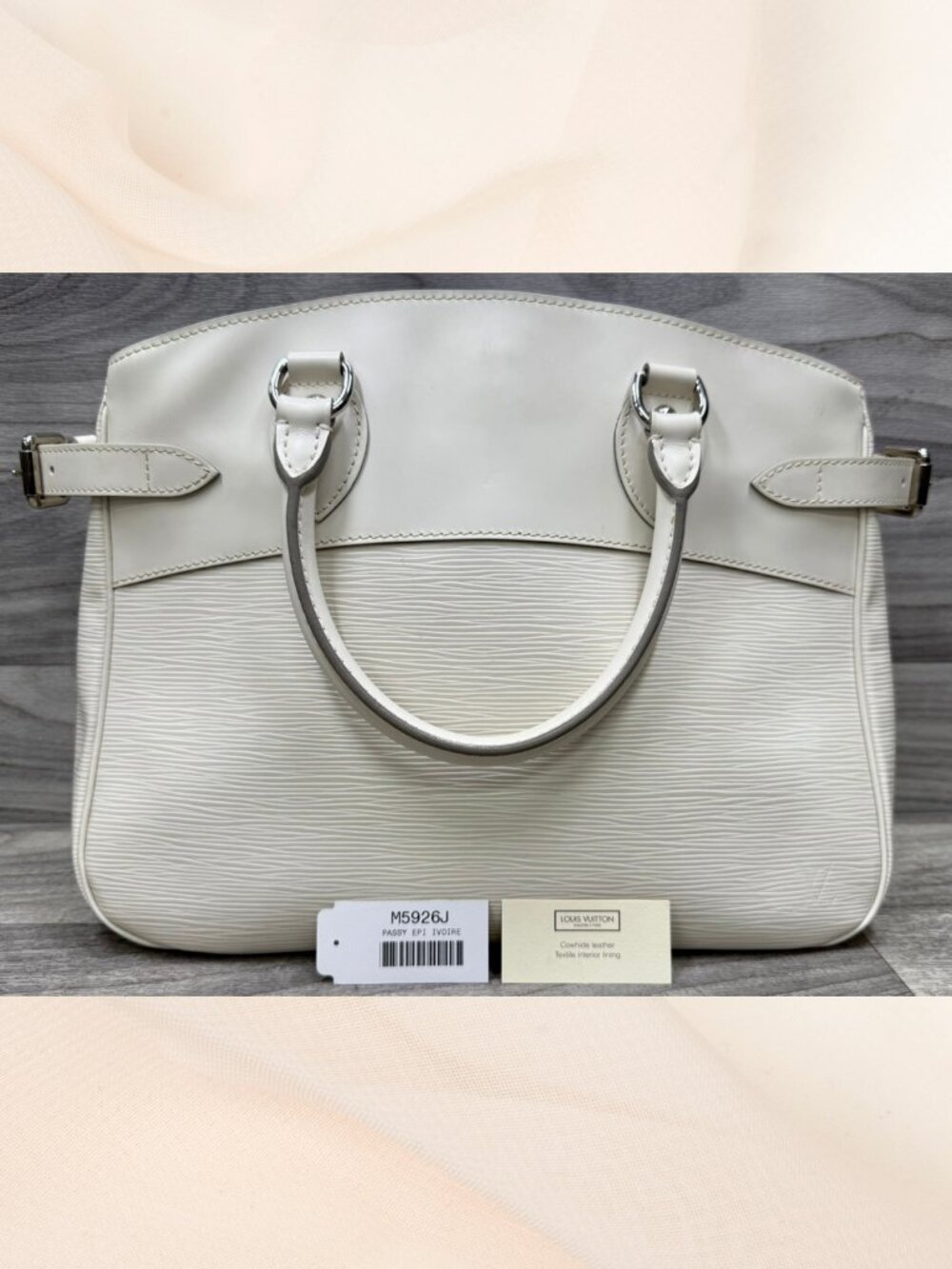 Louis Vuitton Epi Passy PM Handbag - White / Cream